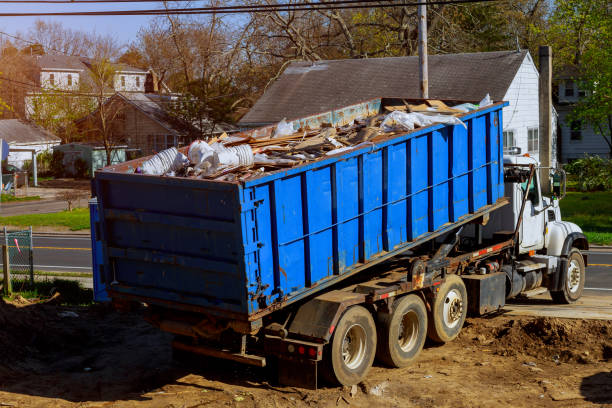 Best Garage Cleanout  in Warrington, FL